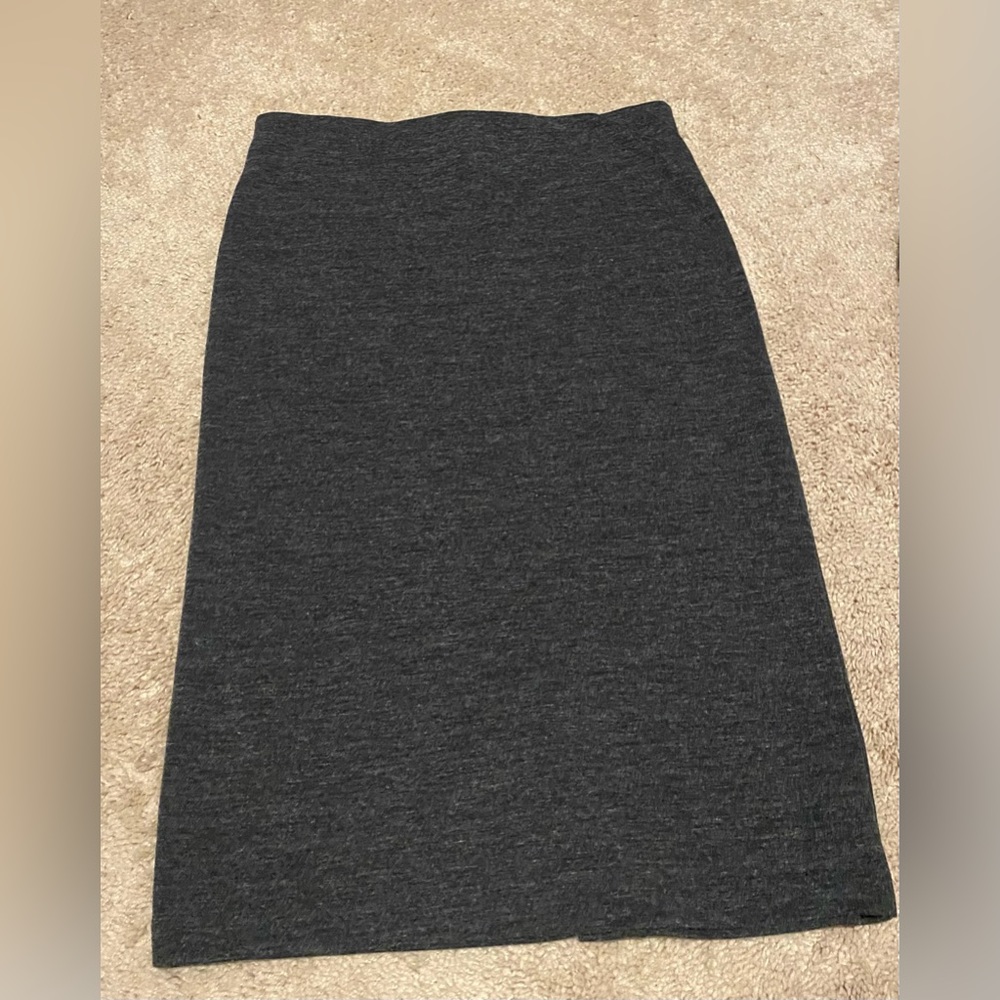 Loft Pull On Knit Grey Midi Skirt. Size M